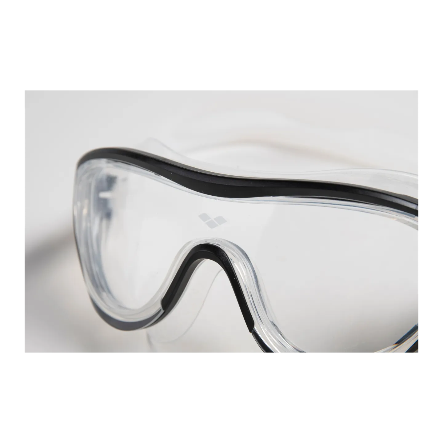 Masque Arena The One Clear Black Transparent